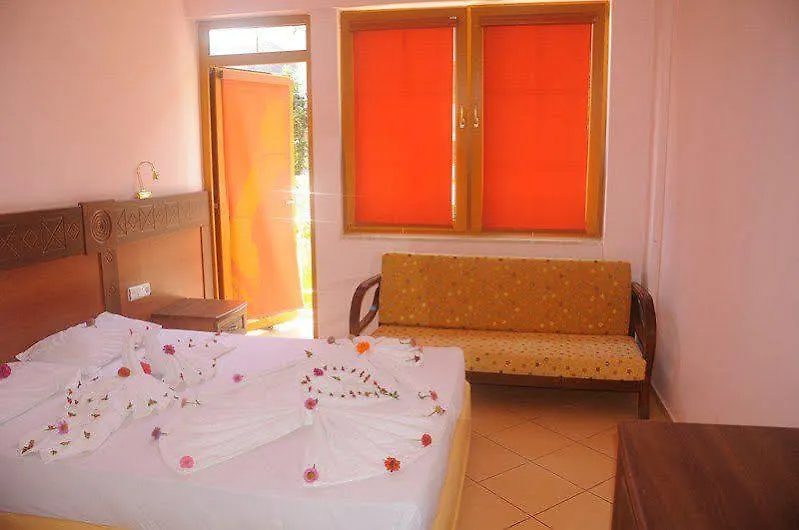 Dorian Hotel Ölüdeniz 2*,  Türkei