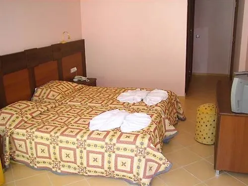 Dorian Hotel Oludeniz 2*,